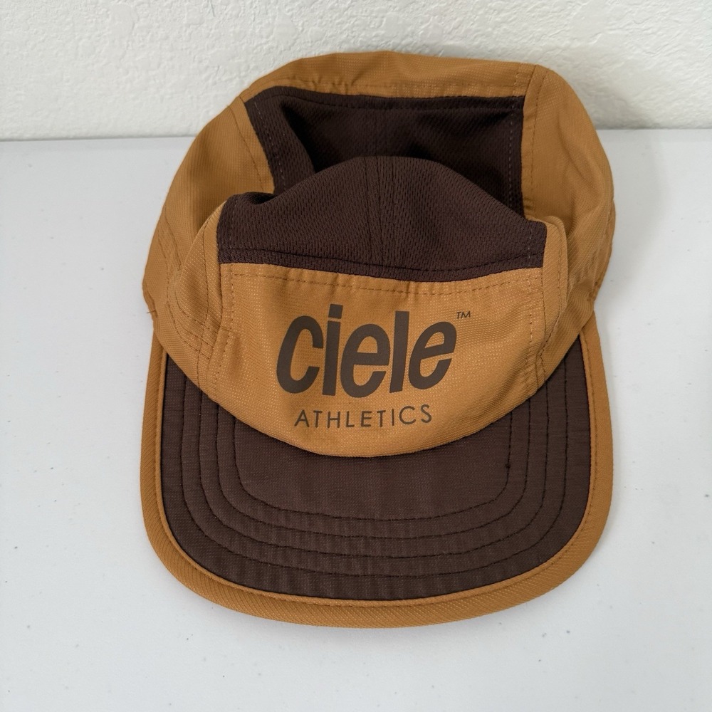 Ciele Athletics GOCap Hat Century Running Brown and Tan Panel Cap CoolWick 58cm